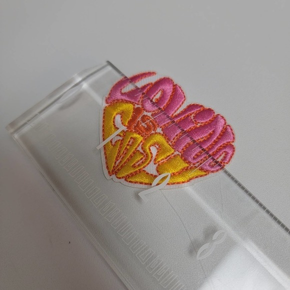 VTG Iron On Patch, Loving is Easy, 2" Retro 60s 70s - Picture 5 of 7